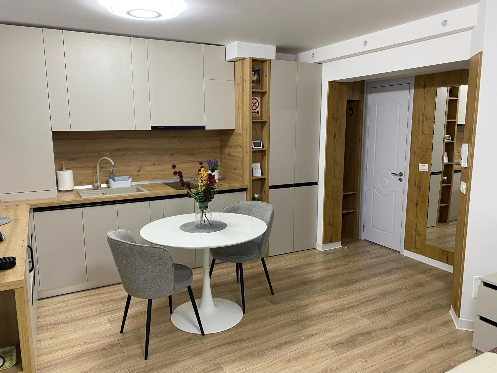 Central Luxury Apartment 이아시 외부 사진